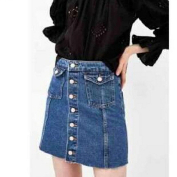 Zara Dresses & Skirts - Zara denim skirt